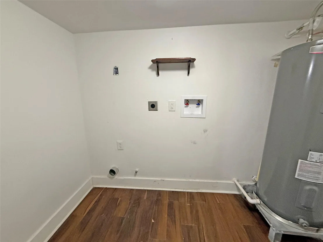 Photo of 1415 Moody Avenue