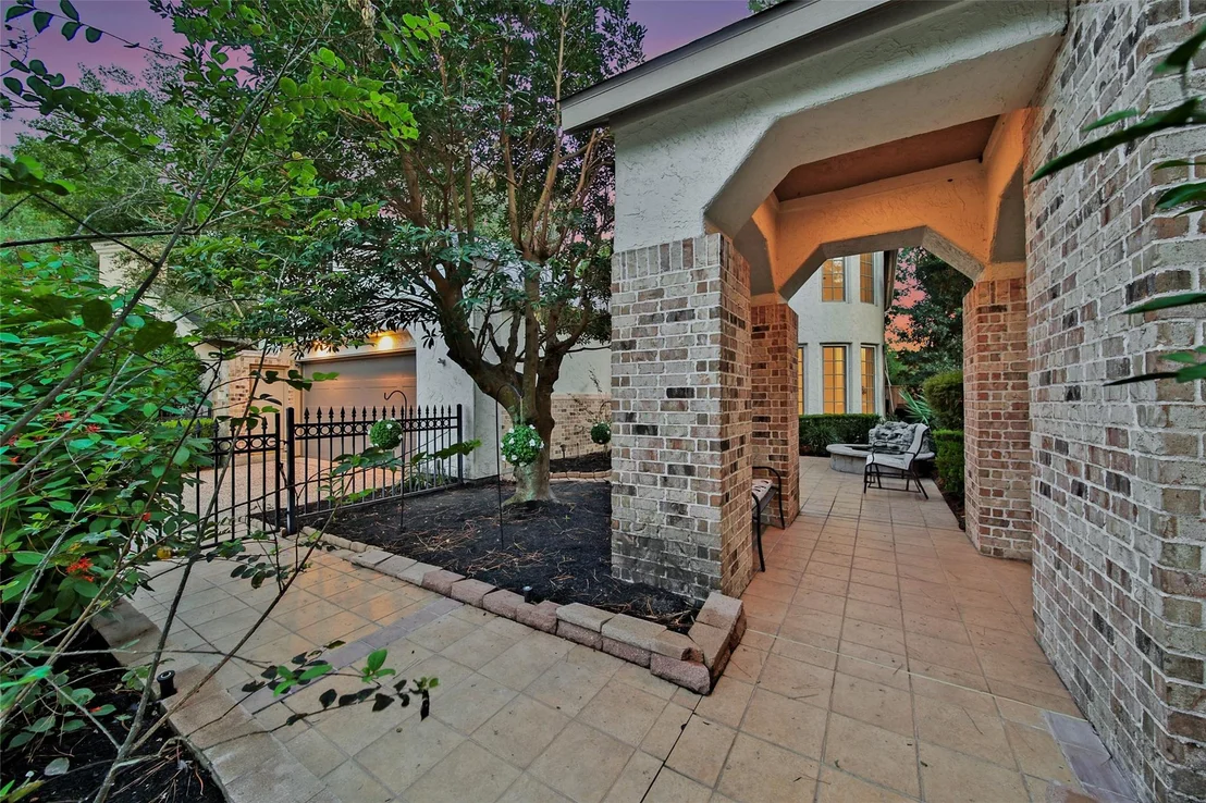 Photo of 1302 Avon Way