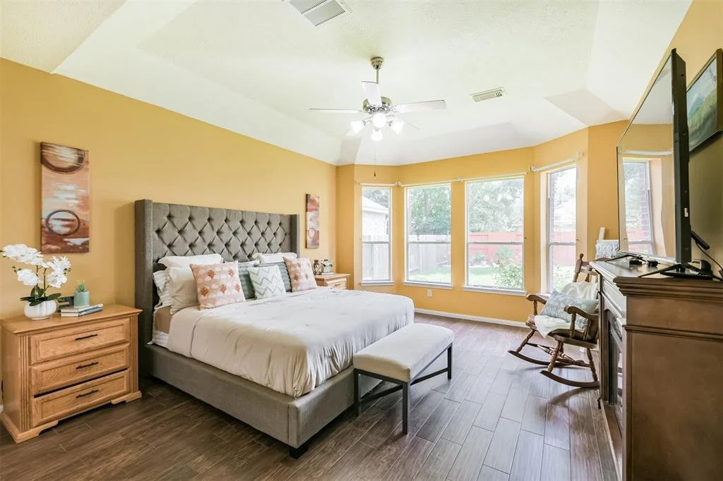 Photo of 9127 Memorial Valley Drive