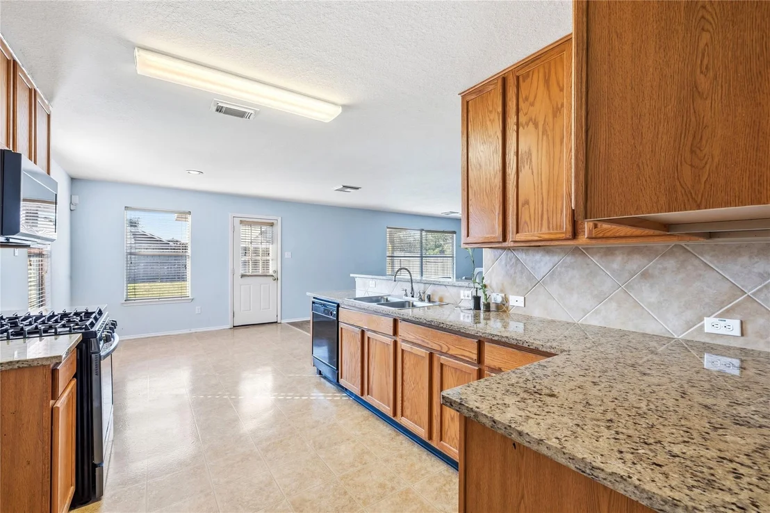 Photo of 606 Kiley Drive