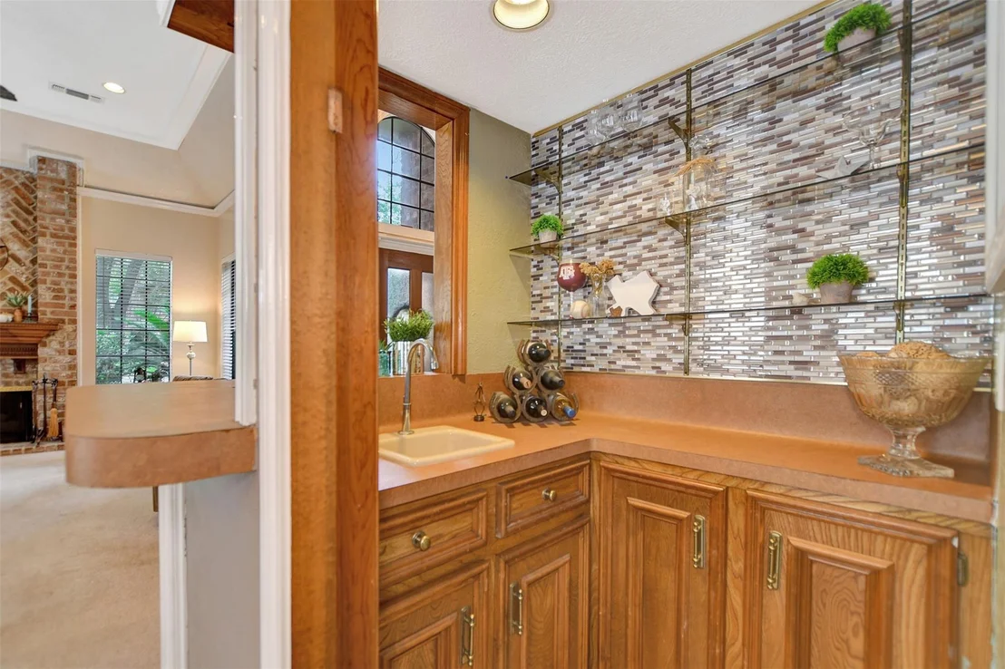 Photo of 15611 Birchview Drive