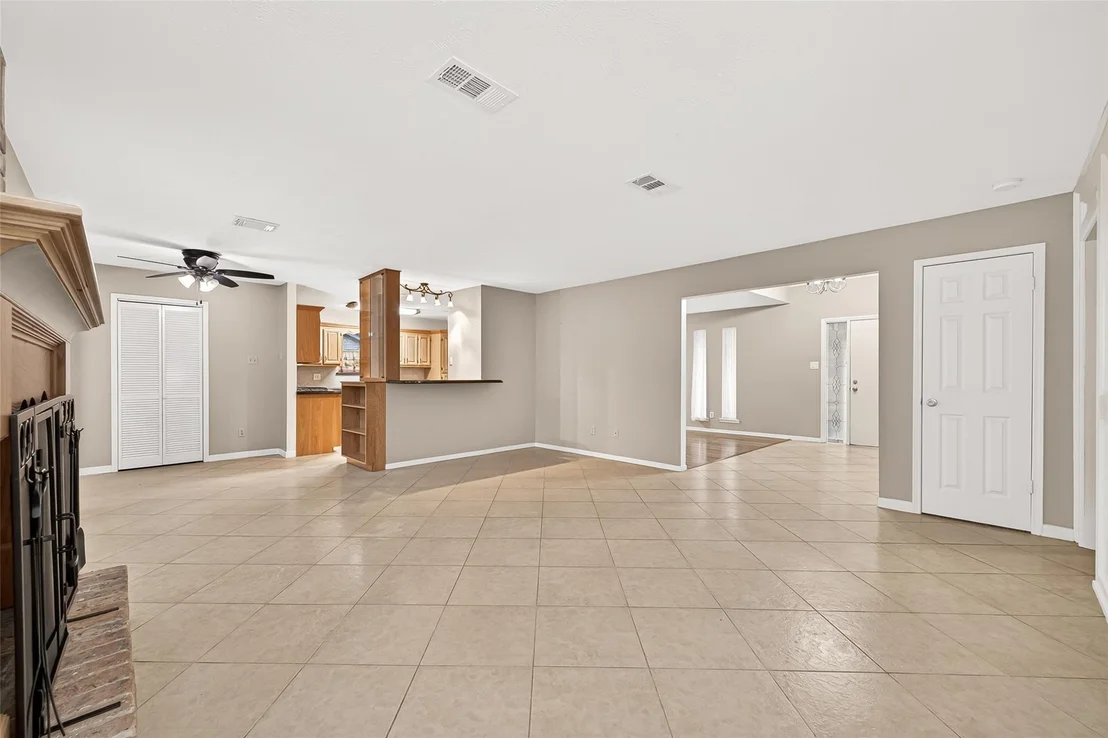 Photo of 2182 Tree Lane