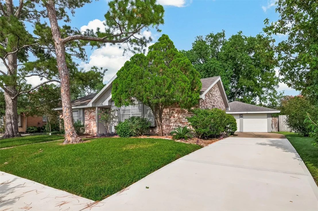 Photo of 2230 Joel Wheaton Road