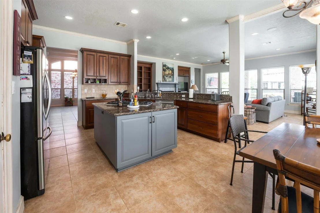 Photo of 115 Lake Sterling Gate Drive