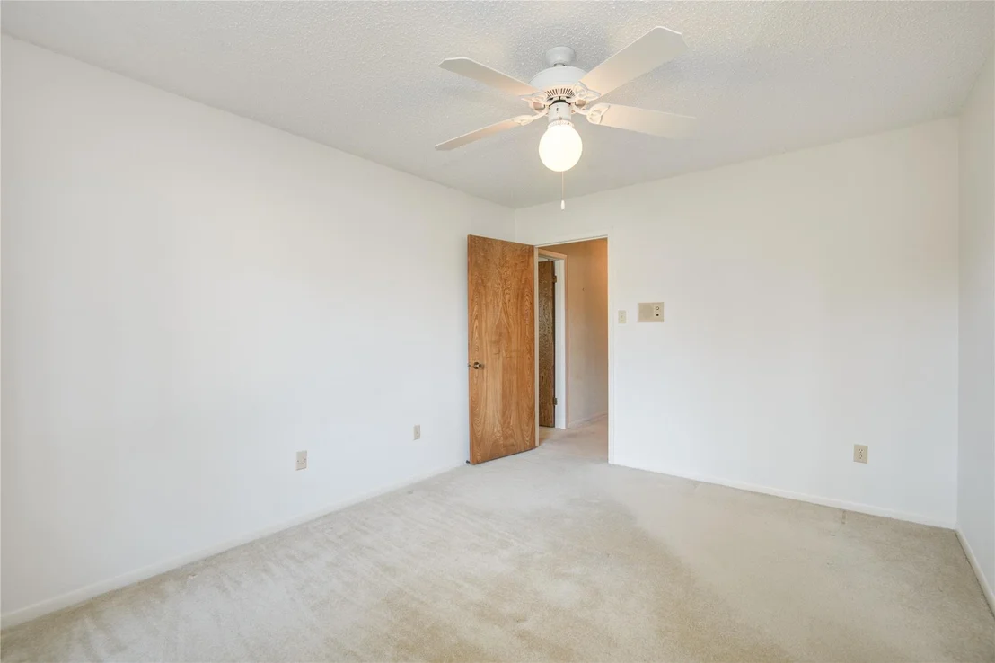 Photo of 114 Post Oak Road