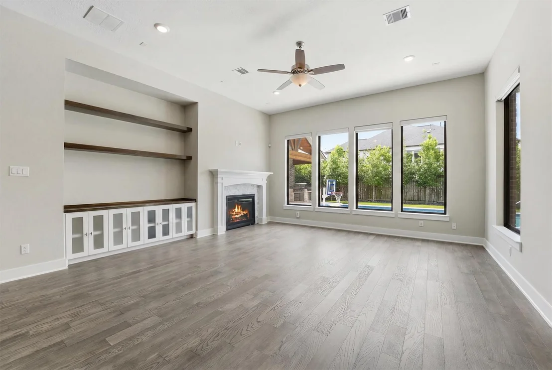 Photo of 4715 Lake Crest Drive
