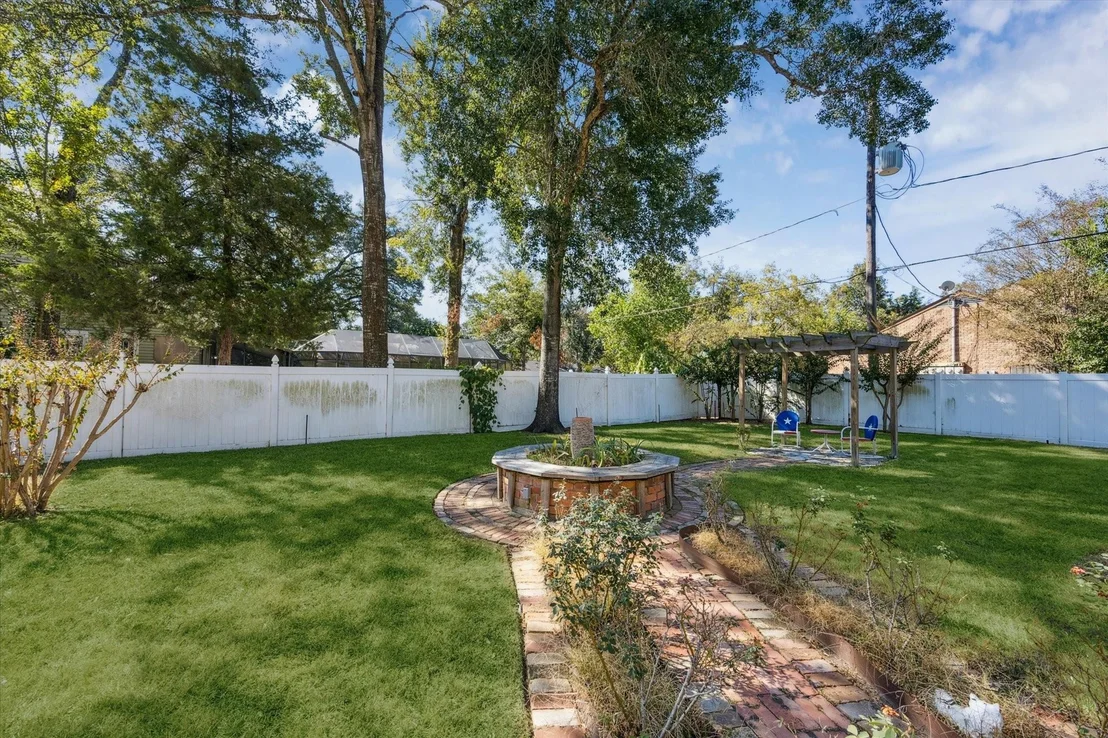 Photo of 305 Hardeman Street
