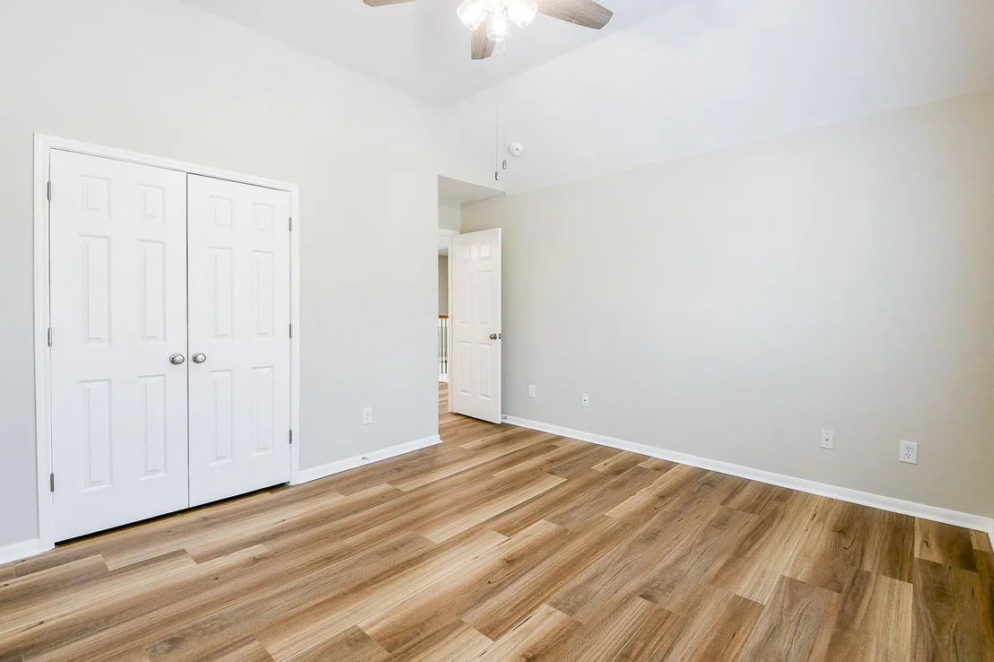 Photo of 815 Robins Way