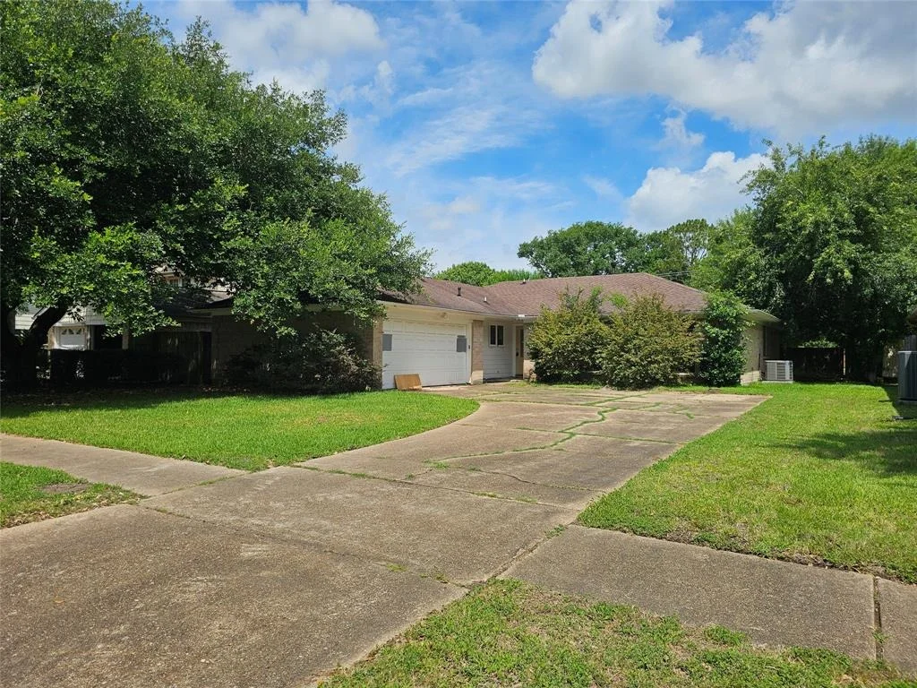Photo of 609 Oak Harbor Drive