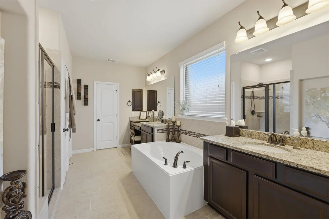 Photo of 27920 Seger Bend Trail