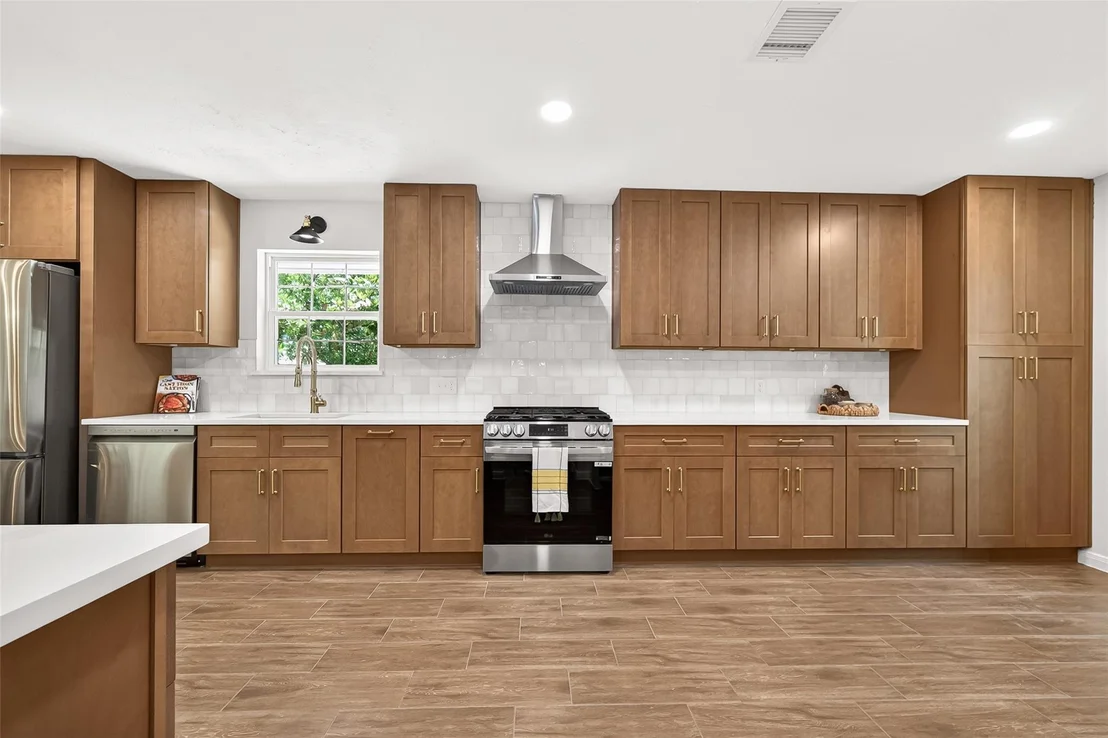 Photo of 247 Castlewood Drive