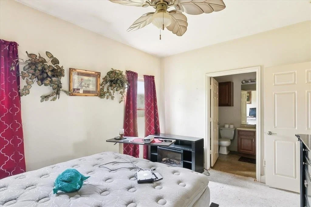 Photo of 1153 Railroad Street