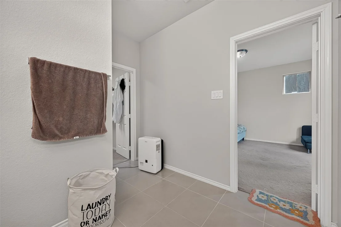 Photo of 8659 Cedardale Park Drive