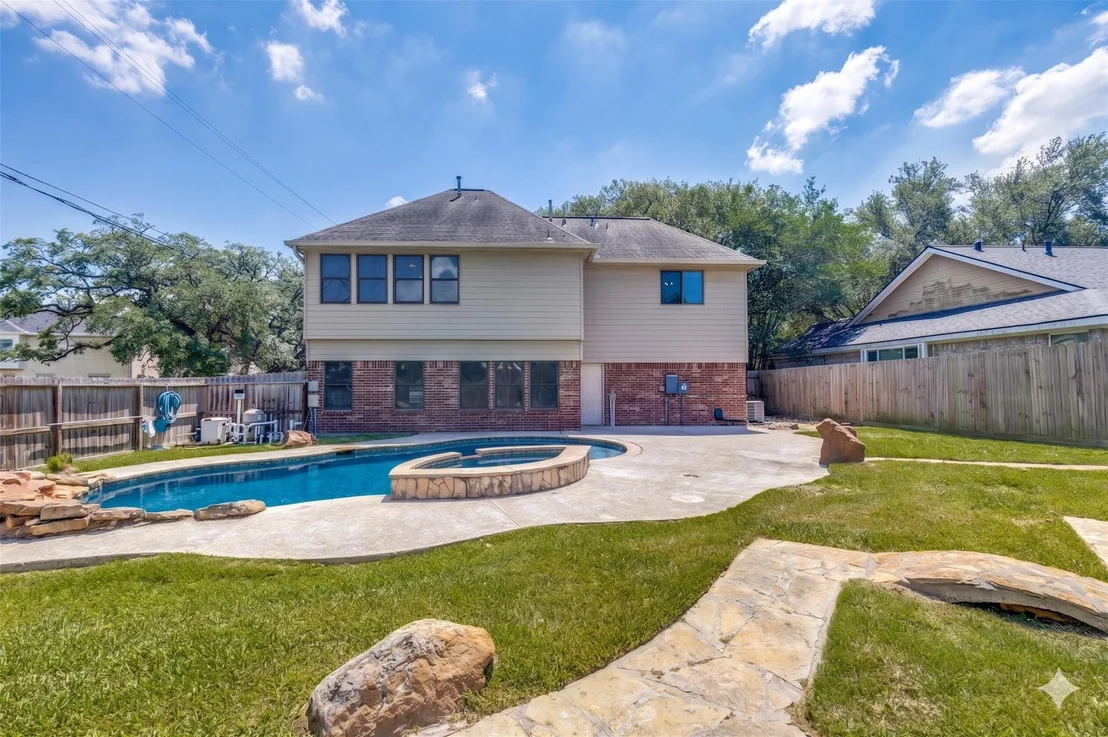 Photo of 523 Aberdeen Way