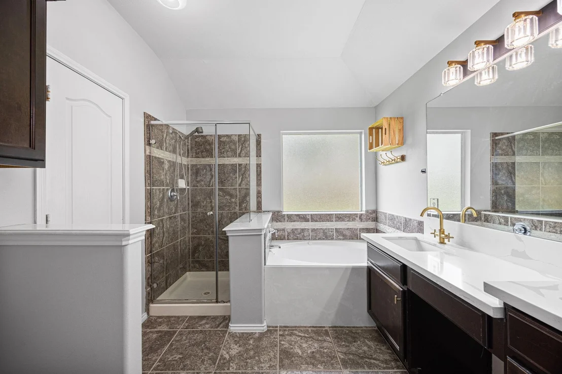 Photo of 2211 Oak Rise Drive