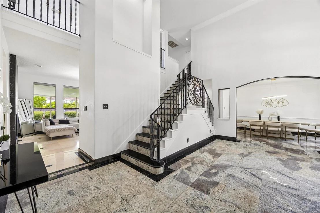 Photo of 39 Oakmere Place