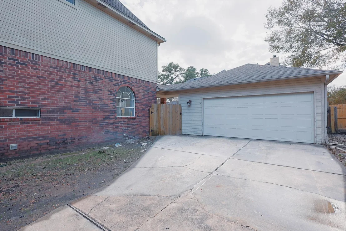 Photo of 17527 Sandy Cliffs Drive