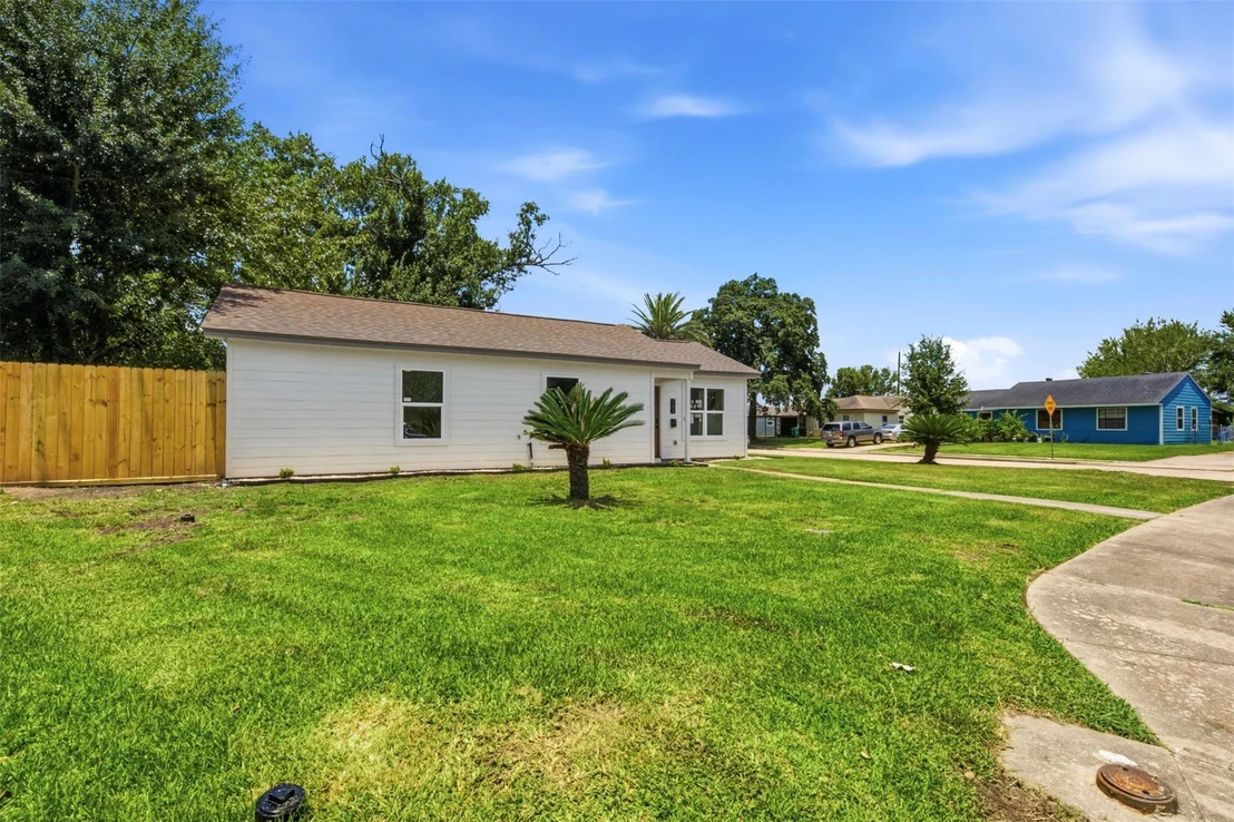 Photo of 102 Tilden Drive