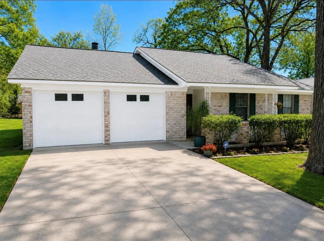 Photo of 168 Greenleaf Lane