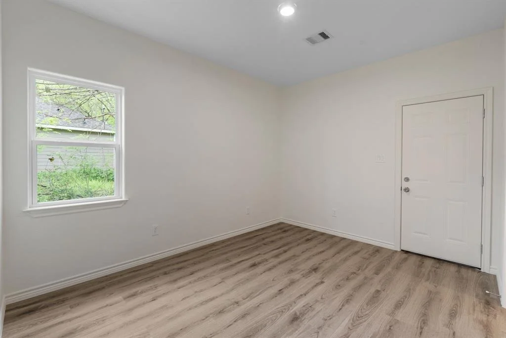 Photo of 11556 Persimmon