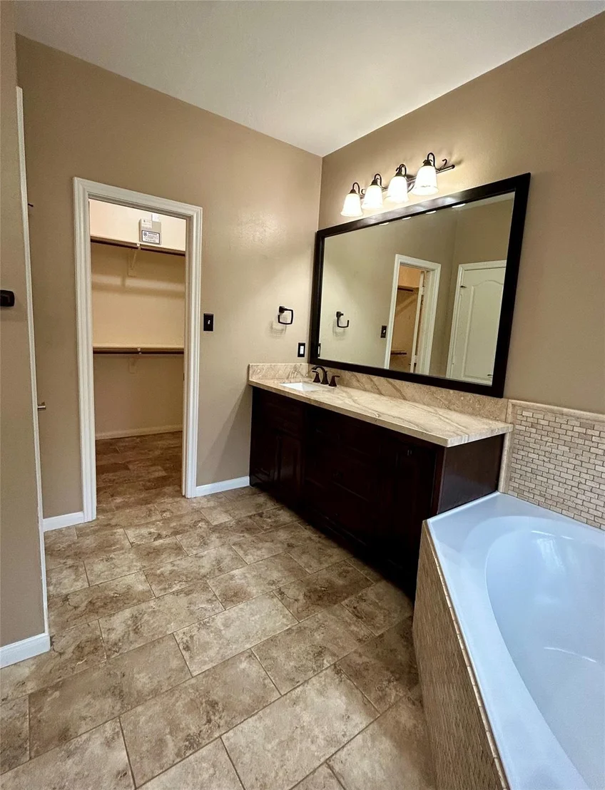Photo of 15802 Deerpath Court