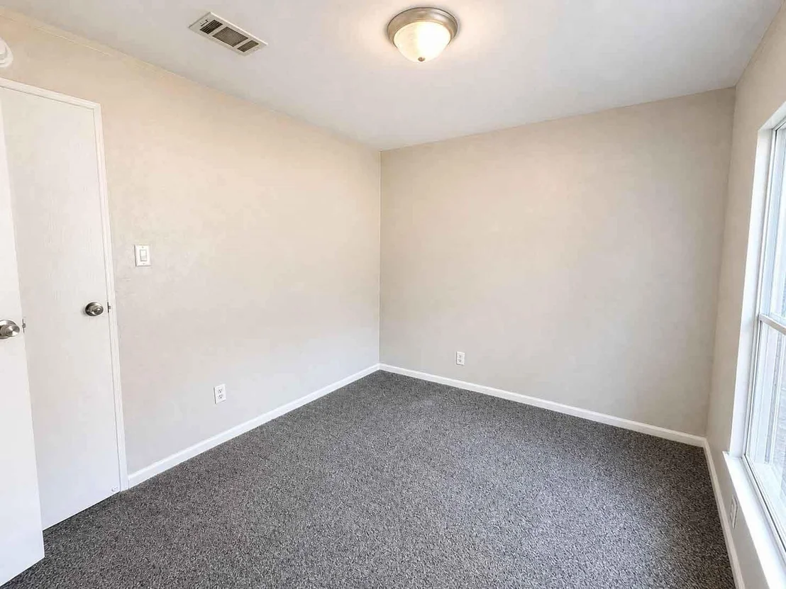 Photo of 11926 Greensbrook Forest Drive