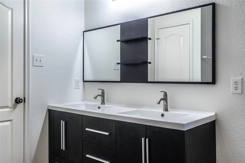 Photo of 21423 Flower Valley Circle