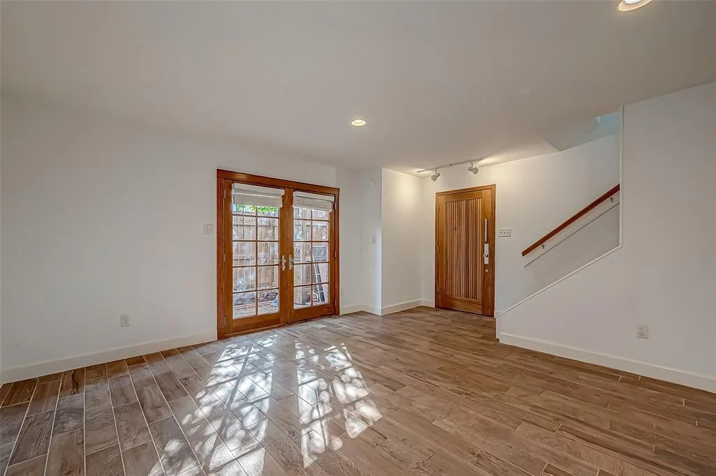 Photo of 2300 Driscoll