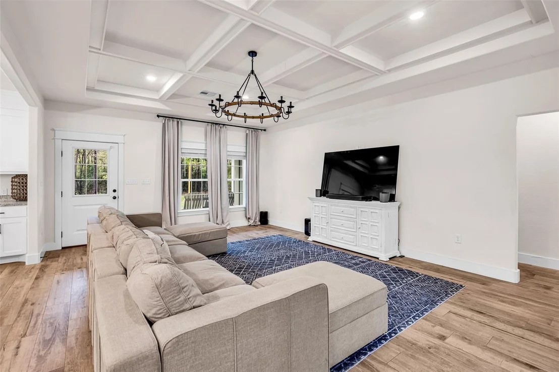 Photo of 10040 Shepard Hill Road