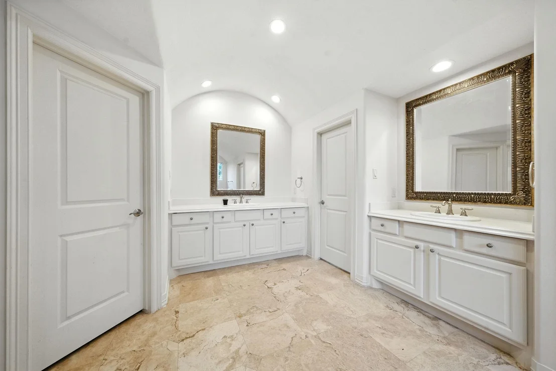 Photo of 2714 Stuart Manor