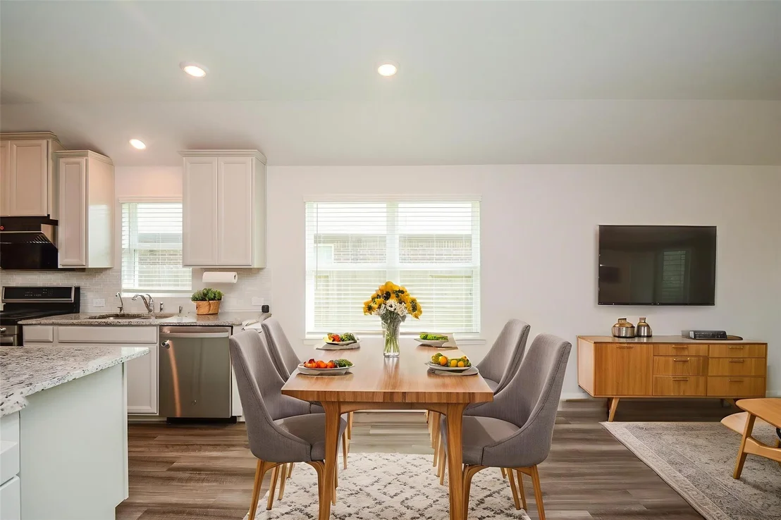 Photo of 1807 Iris Knoll Lane