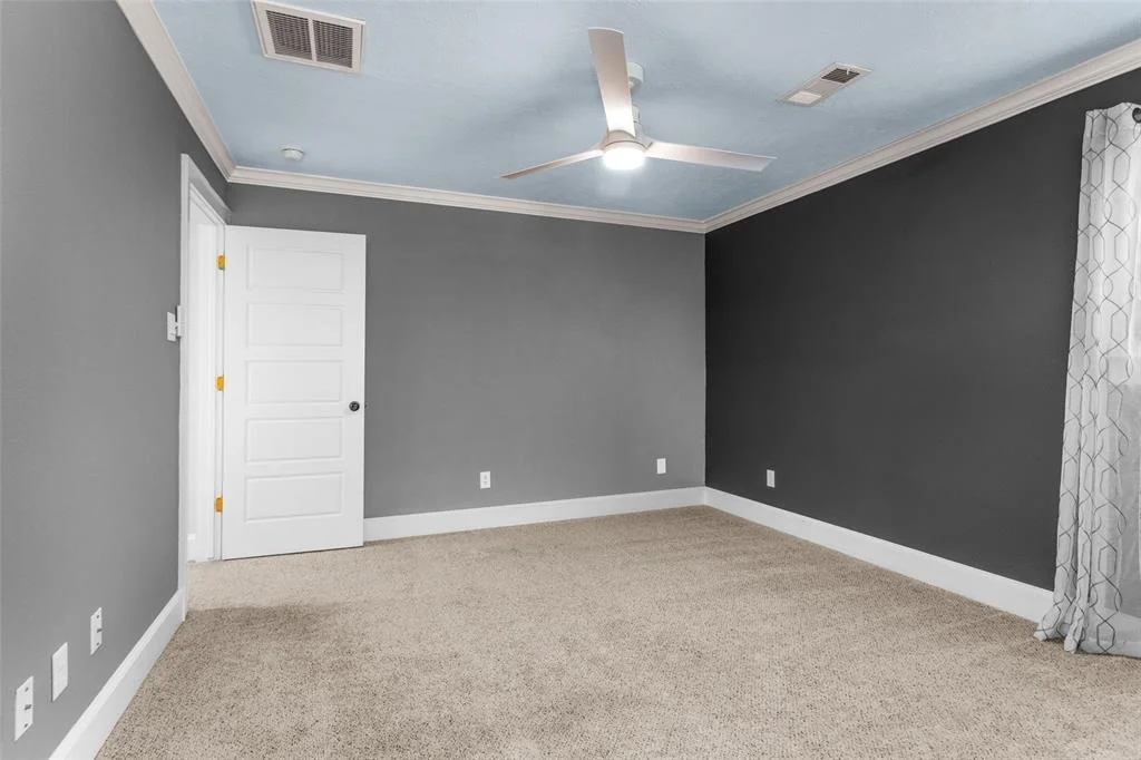 Photo of 14511 Hillside Lane