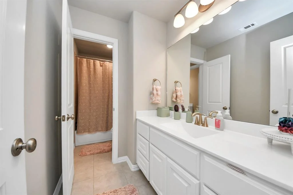 Photo of 19315 Trinity River Drive