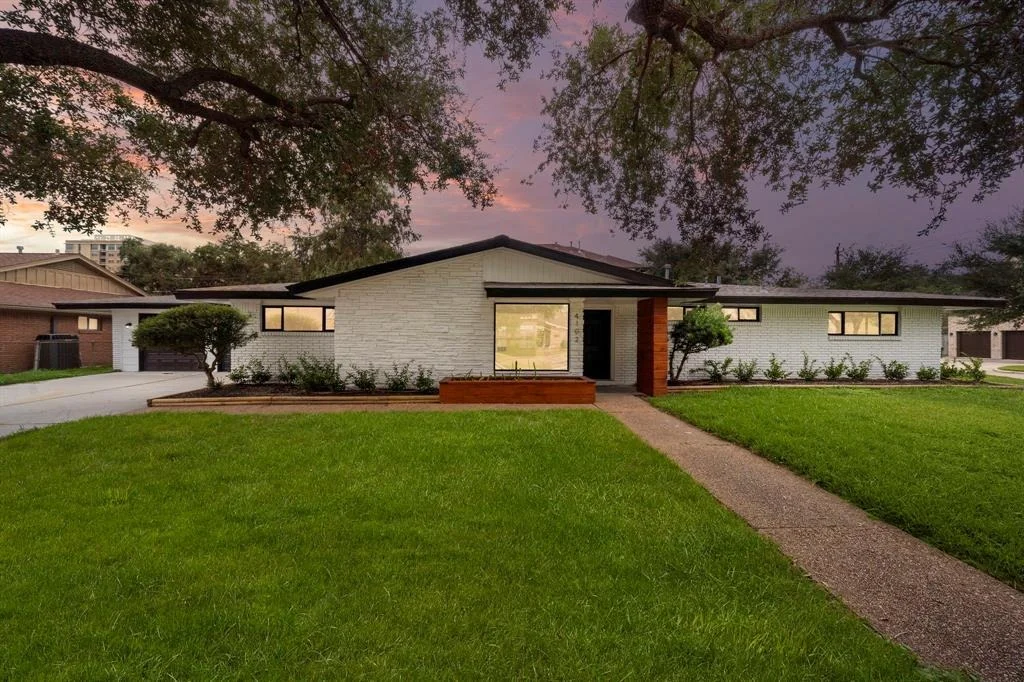Photo of 4102 Levonshire Drive