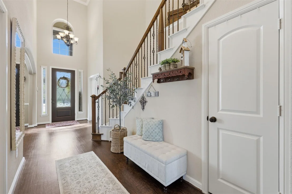 Photo of 27920 Seger Bend Trail
