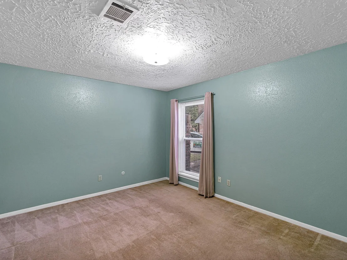 Photo of 22906 Squirrel Tree Street