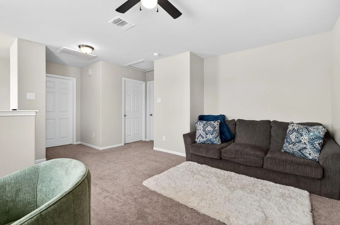 Photo of 2121 Cedar Way Dr