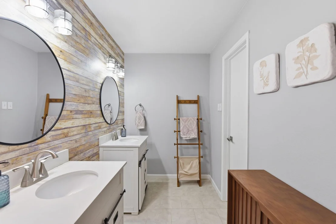 Photo of 28815 Enchanted Drive