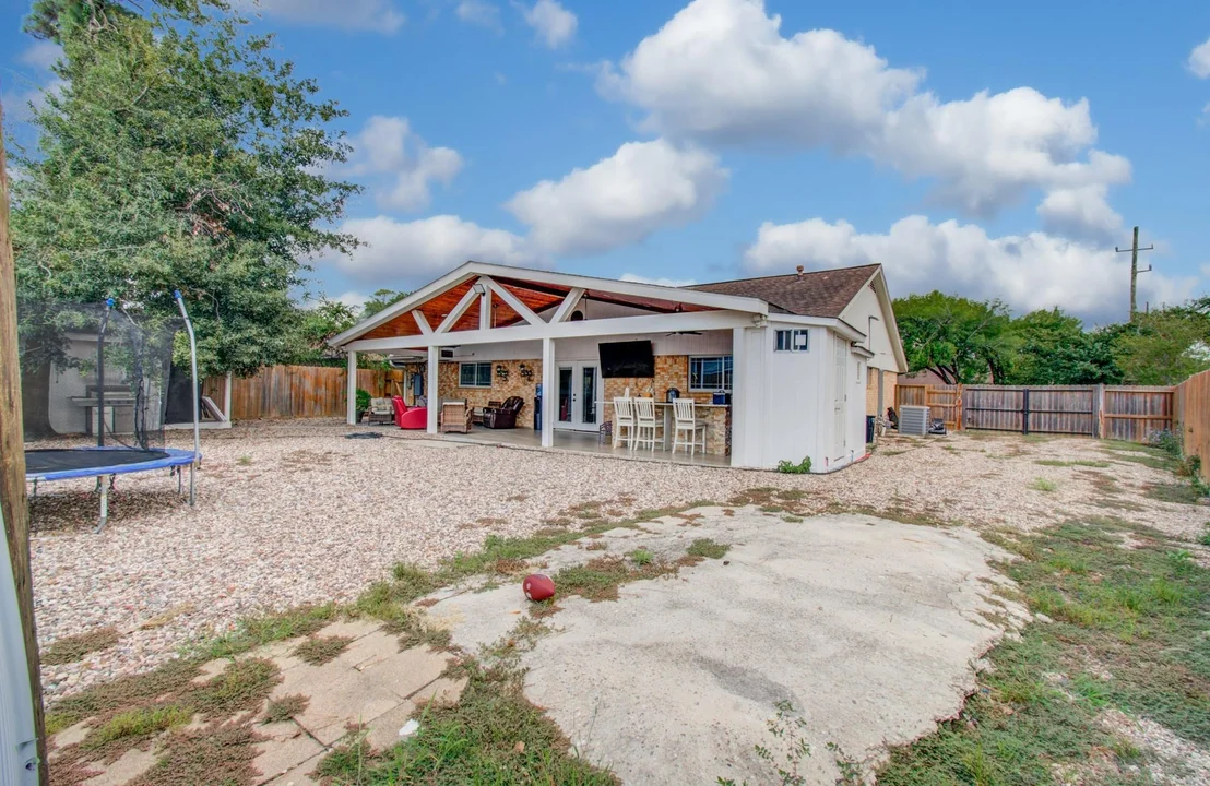 Photo of 16127 Forest Way Drive