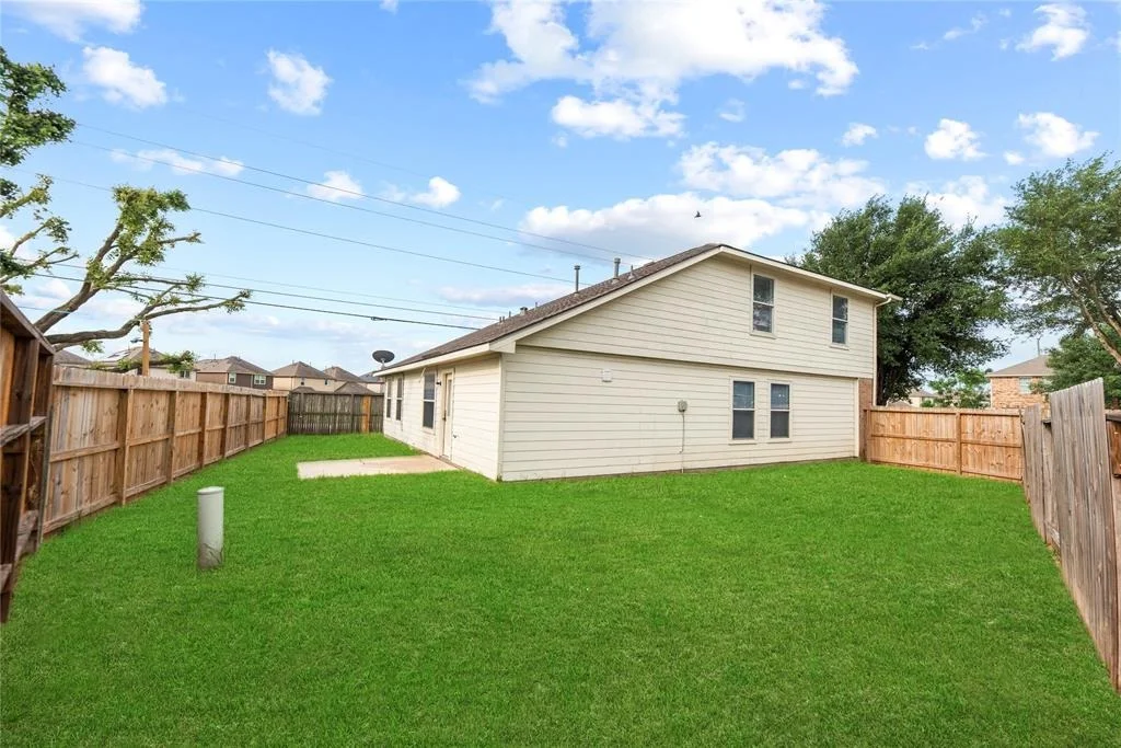 Photo of 5902 Shining Leaf Court