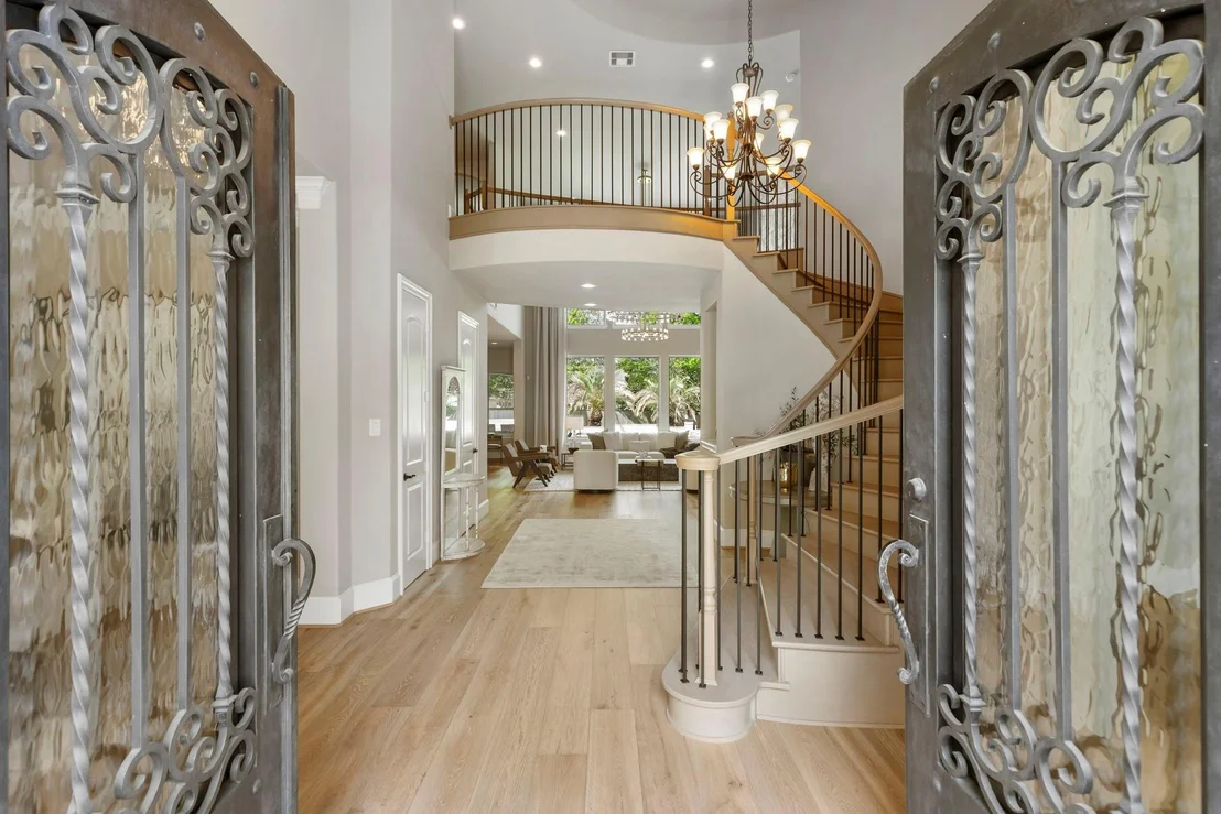 Photo of 19 Pondera Point Drive