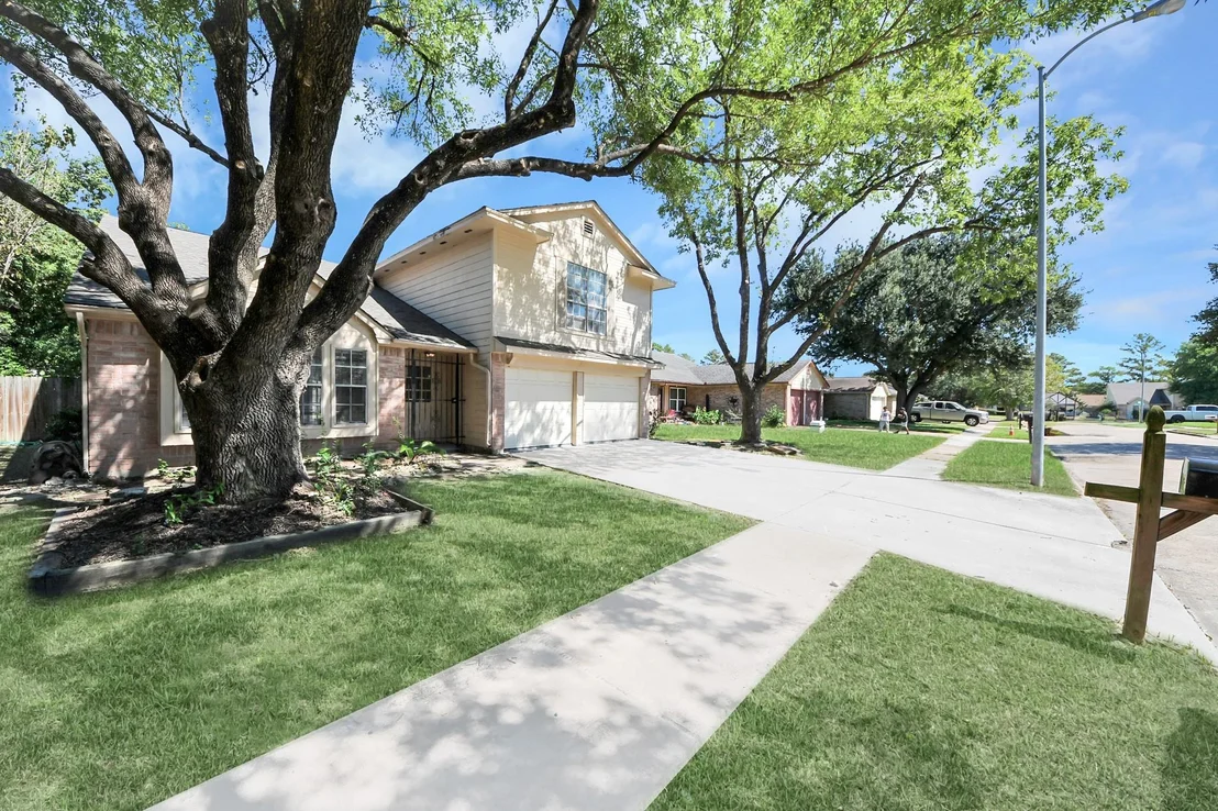 Photo of 13402 Pecan Oak Drive