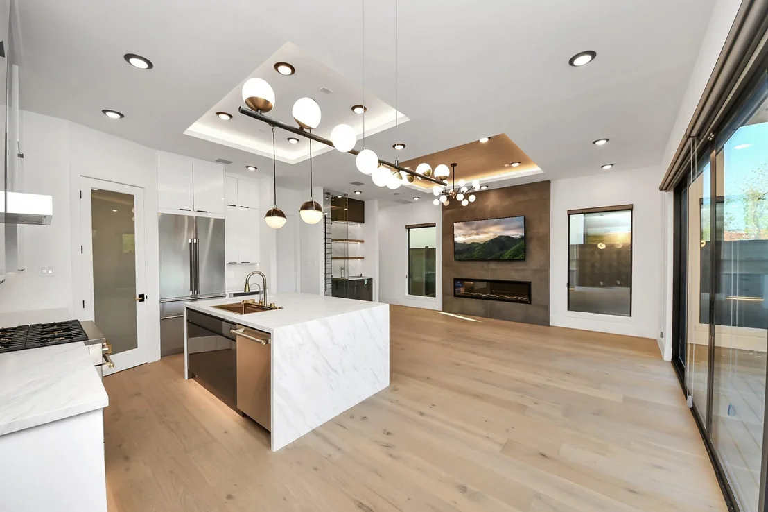 Photo of 615 Rolling Oaks