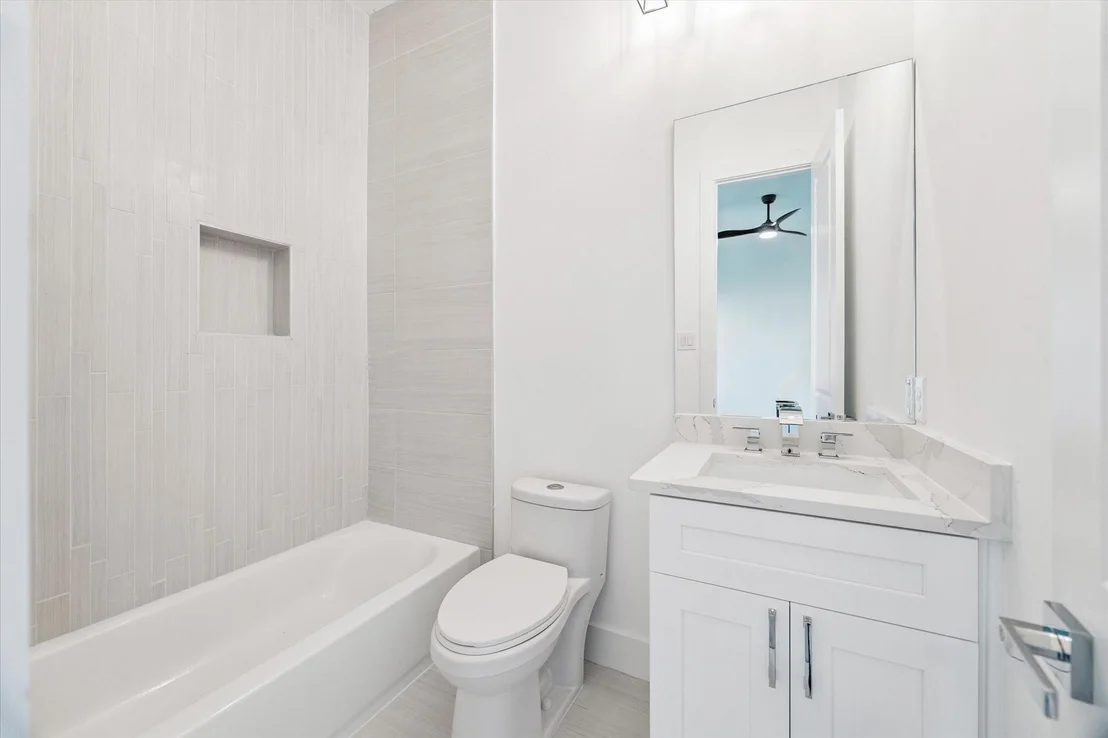 Photo of 2122 Oatfield Drive