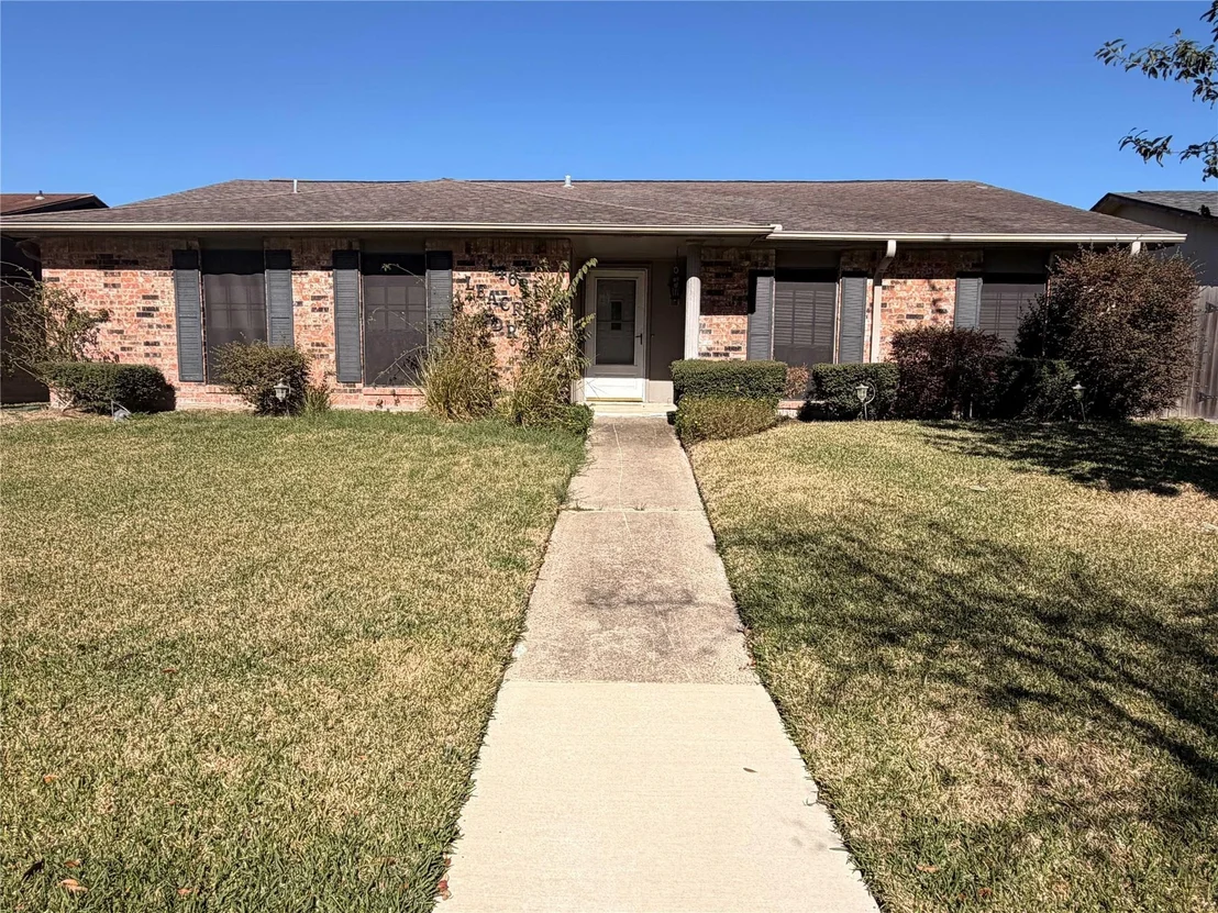 Photo of 14631 Leacrest Drive
