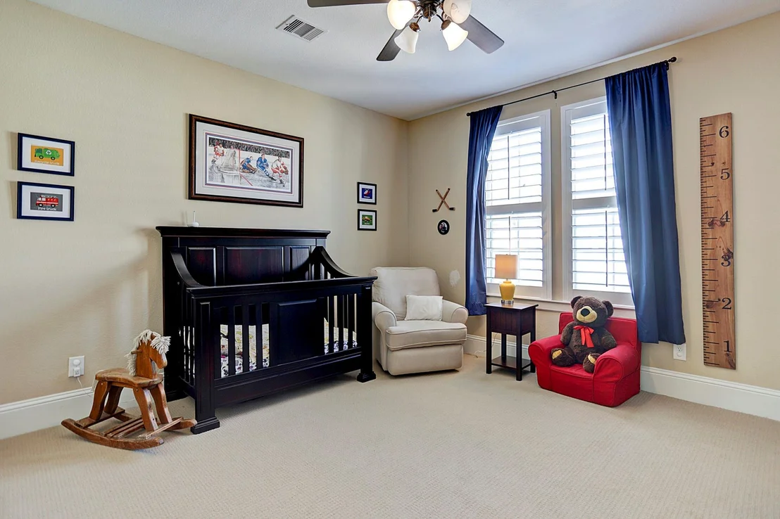Photo of 31 E Breezy Way
