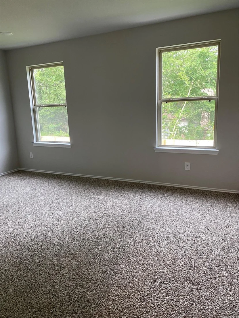 Photo of 905 Chickasaw Drive