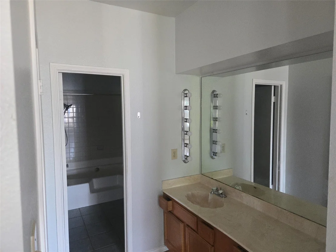 Photo of Unit 501 at 3780 Tanglewilde Street