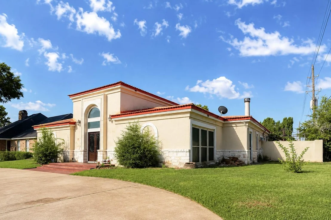 Photo of 601 Westview Terrace Drive