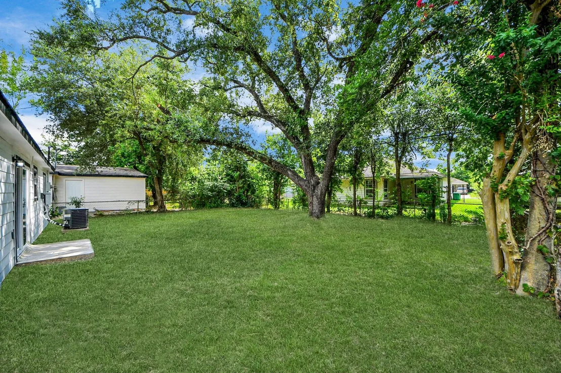 Photo of 10118 Cathedral Drive